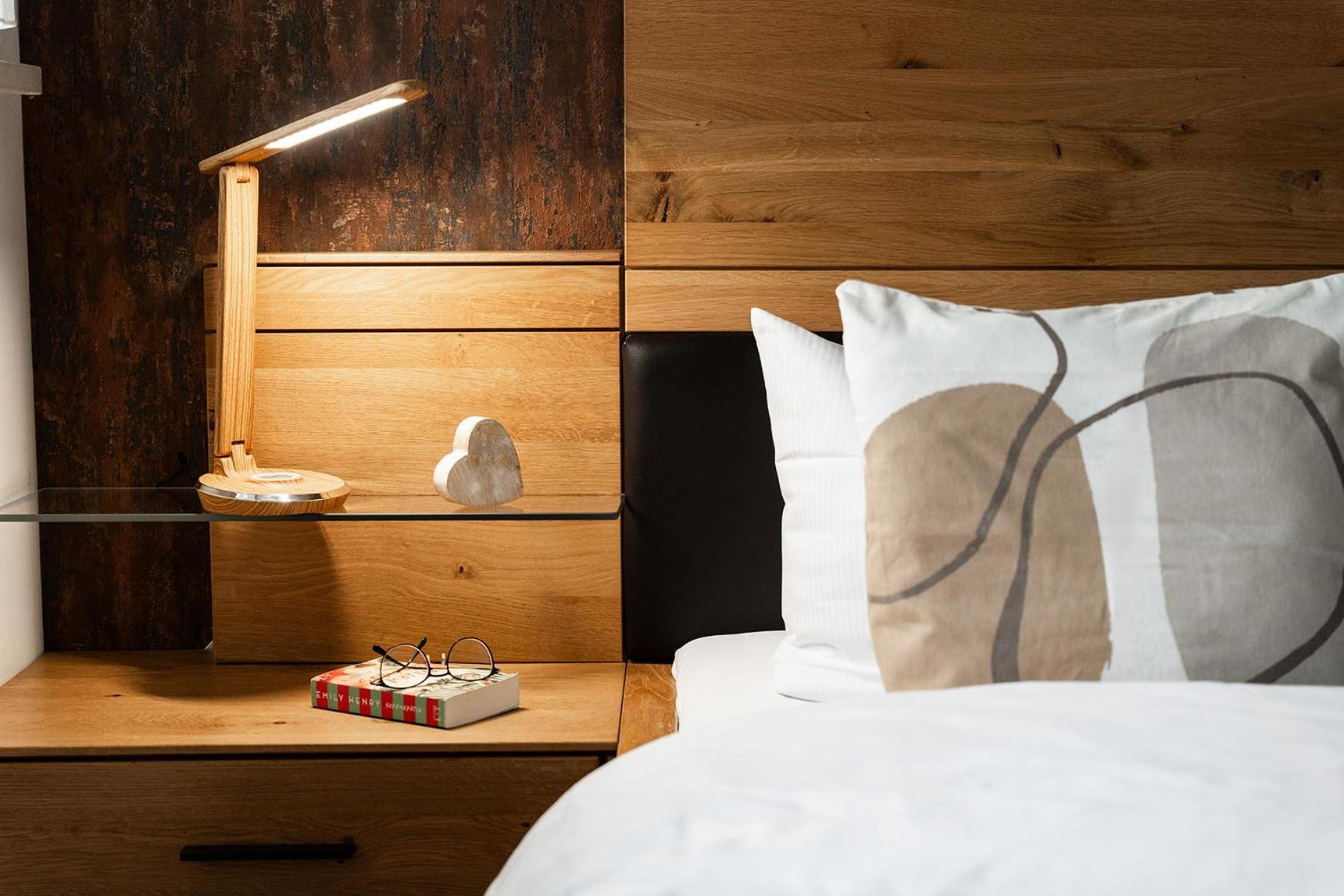 Hotel Vier Jahreszeiten Therme & Kliniken Bad Krozingen Naehe Freiburg & Schwarzwald Ideal Fuer Wellness Kur & Business Ausfluege 24H Check In- Wlan & Parken Gratis Εξωτερικό φωτογραφία